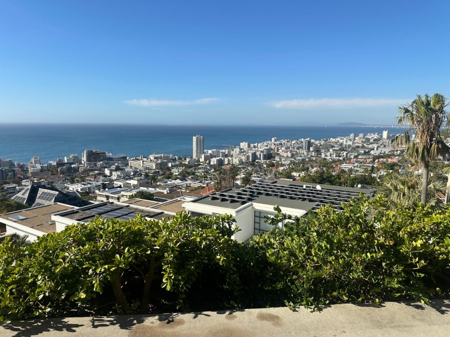 To Let 4 Bedroom Property for Rent in Fresnaye Western Cape